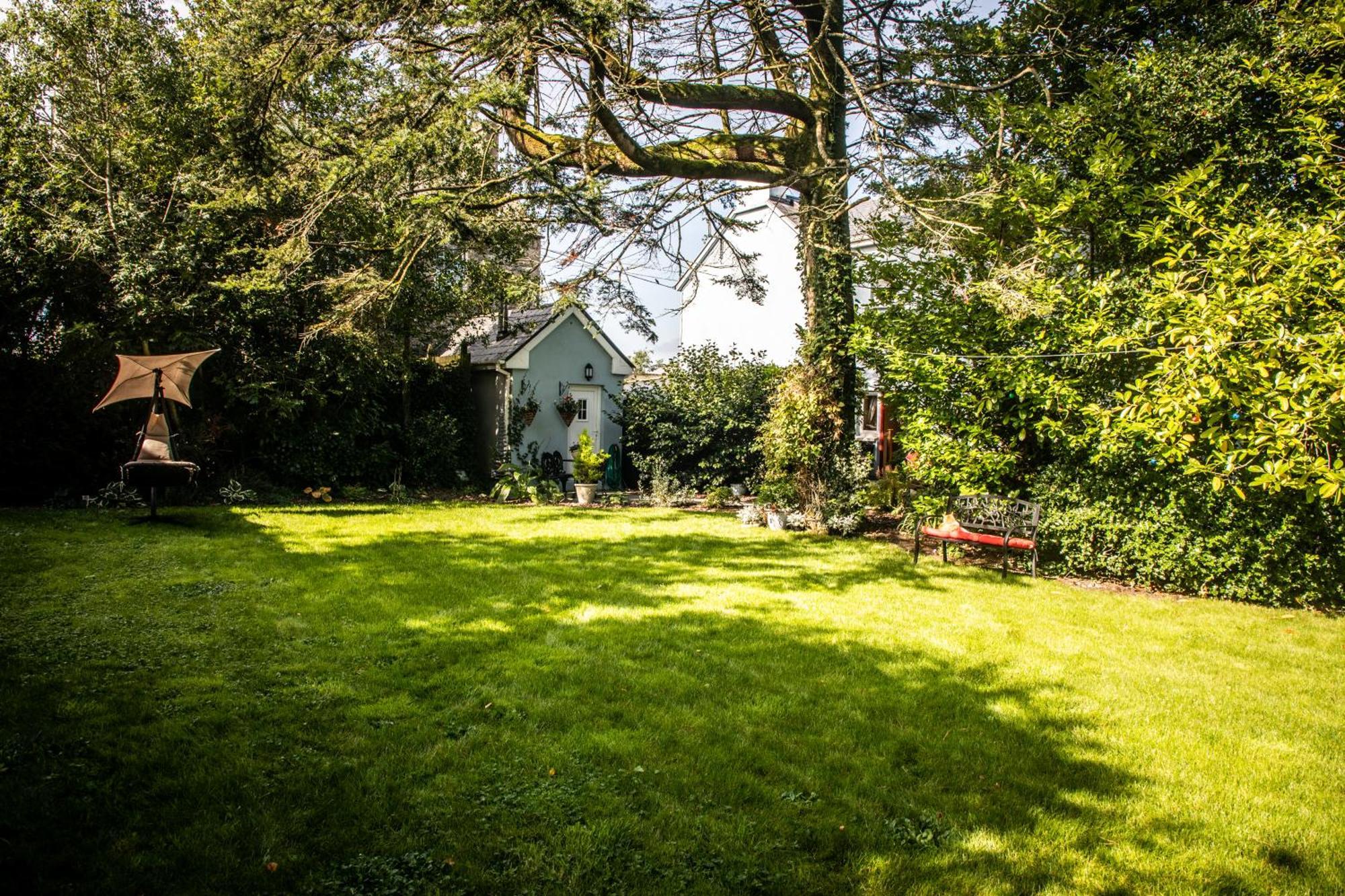 Herlihy'S, Half-Way-House Farranfore Exteriör bild